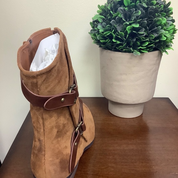 Pierre Dumas Buckle Suede Booties - Picture 4 of 5